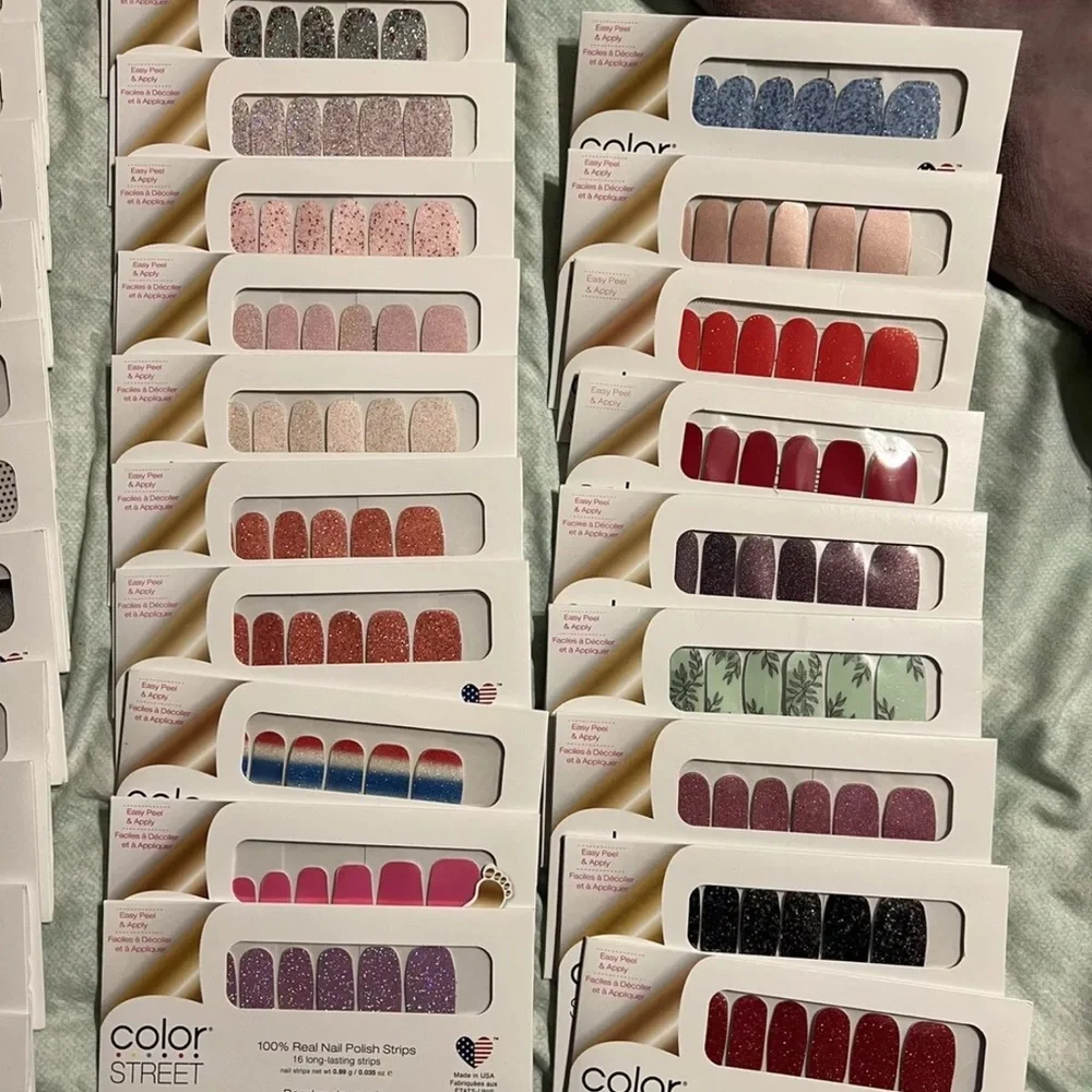 Color Street Nails - Picture 3 of 7